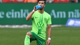 وولفرهامبتون الإنجليزي يريد عمورة