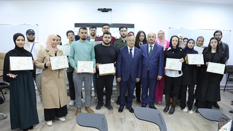 بداري: إنشاء 50 مؤسسة مصغرة بجامعة “الجزائر 3”