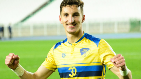بالفيديو.. هداف الدوري الجزائري يتألق بهدف جميل في مباراة شباب قسنطينة