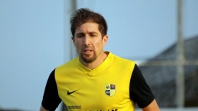 دولي جزائري سابق ما زال يُمارس الكرة بِعمر 43 سنة