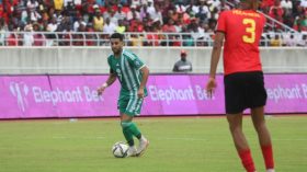 الإتّفاق على لباسَي منتخبَي الجزائر والموزمبيق