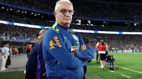 الاتحاد البرازيلي يقيل المدرب دوريفال بعد رباعية الأرجنتين