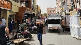 زحام و”إنزال” للمواطنين من كل الولايات بالعلمة