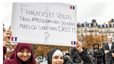 Le voile dans le sport: quand Bayrou recadre Retailleau et Darmanin!