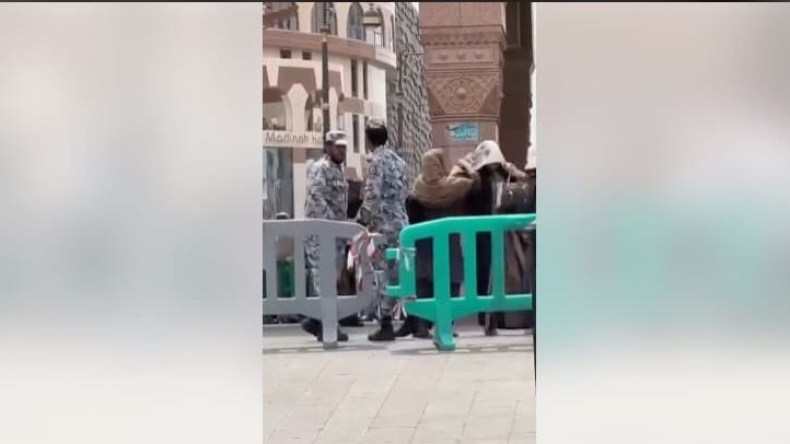 اعتداء عون أمن على معتمرة صفعته بالحرم النبوي.. السلطات السعودية توضح