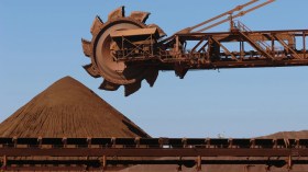 قرارات ترامب تُربك سوق خام الحديد