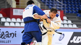 تتويج الجزائريين ولد قودير ورجاعي في كأس العالم للجيدو