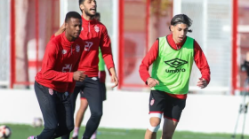 من بينهم جزائري .. استبعاد 3 لاعبين بالدوري التونسي لرفضهم الإفطار