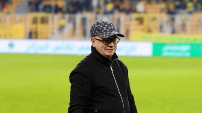 مصطفى مازة يستقيل من منصبه في اتحاد الحراش