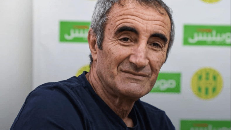 عائلة شبيبة القبائل تتضامن مع جمال مناد وتتمنى له الشفاء العاجل
