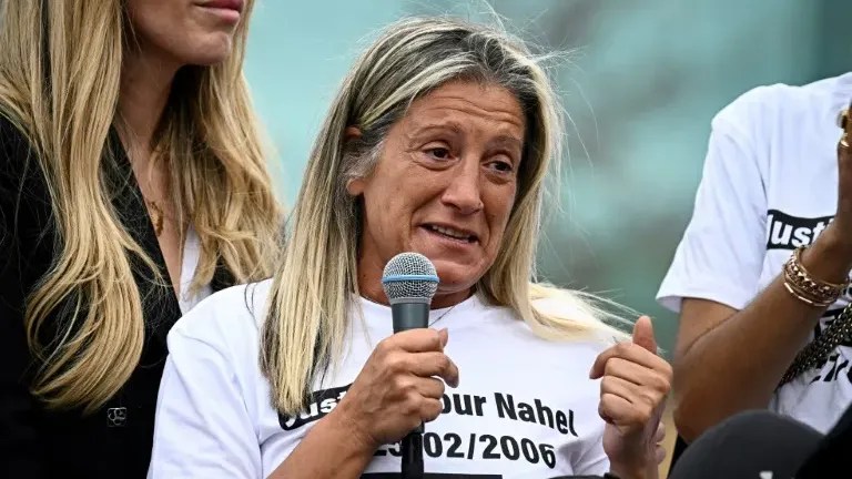 La mère de “Nahel” dit ne jamais pardonner au policier qui a tué son fils
