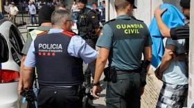 توقيف 4 مغاربة في إسبانيا عن تهريب الحشيش