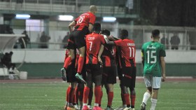 اللعب نهارا أرهق اللاعبين ورمضان التسعينيات يعود إلى الواجهة