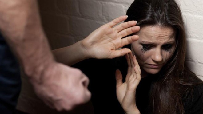 التضامن الوطني: رقم أخضر تحت تصرف النساء للتبليغ عن العنف ضدهن