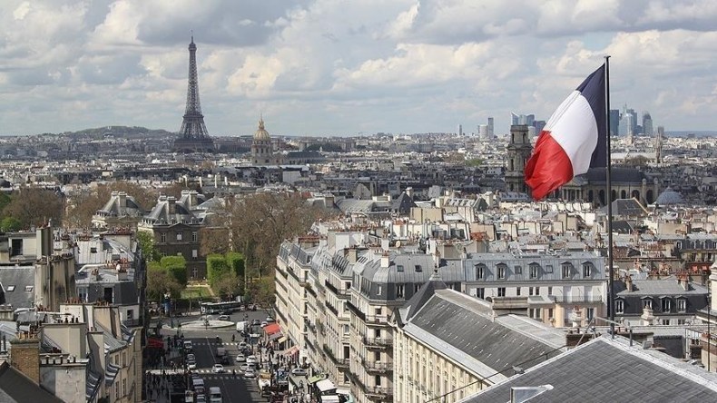 France: Guillaume Meurice dénonce avec ironie l’obsession médiatique autour du voile et du ramadan