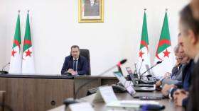 وزير النقل يقف على تقدم أشغال إنجاز مشروع الخط المنجمي الغربي