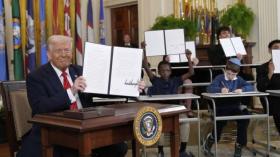 ترامب يوقع أمرا تنفيذيا لإغلاق وزارة التعليم