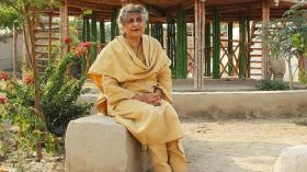 دعما لغزة.. مهندسة باكستانية شهيرة ترفض جائزة “صهيونية”