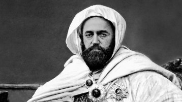 تأسيس الجيش النظامي في عهد الأمير عبد القادر الجزائري