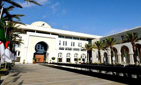 L’Algérie regrette la confirmation de la position américaine sur le conflit au Sahara occidental