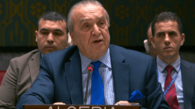 بن جامع: “الشعب الفلسطيني لن يهجّر وسيبقى على أرضه”