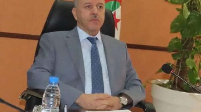 سايحي يدعو الى تسيير المستشفيات الجديدة بنظام إستشفائي ضمن شبكة متعددة التخصصات