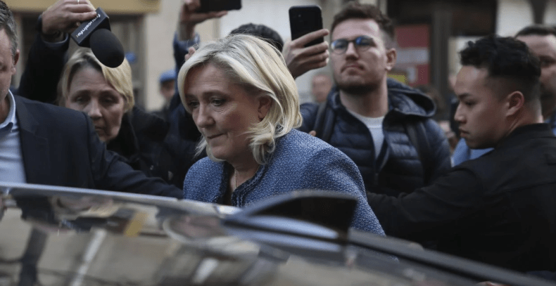 France: Ouverture d’une enquête sur les “propos” proférés contre les magistrats qui ont jugé Marine Le Pen