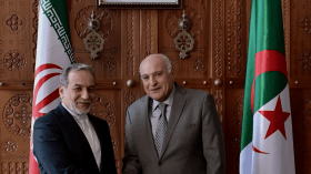 عطاف يطّلع على تطورات المفاوضات حول برنامج إيران النووي