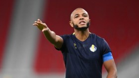 بِالفيديو: براهيمي يُهدر ركلة الجزاء وفريقه يُقصى