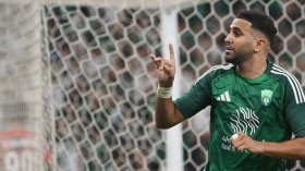 بِالفيديو: تمريرة حاسمة لـ “محرز”