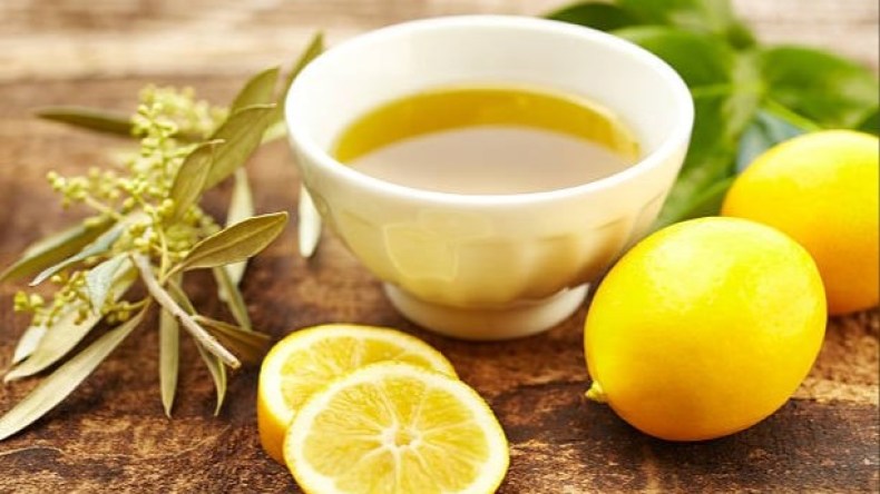 ماذا تفعل جرعة يومية من الليمون وزيت الزيتون؟