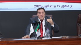 الجزائر بحاجة إلى صحفي ملتزم بالدفاع عن مصالح الوطن