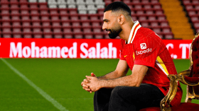 محمد صلاح يجدد عقده مع ليفربول