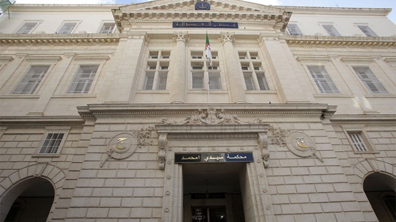 فساد مسؤولين بـ”الخدمات الجامعيّة” أمام القضاء قريبًا!