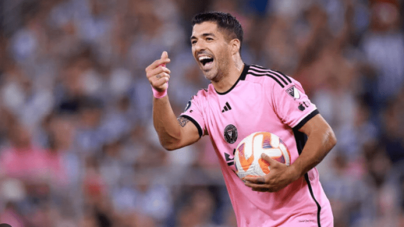 بالفيديو.. سواريز يعود إلى الواجهة بعضة جديدة