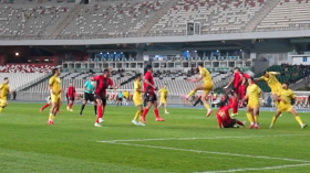 إدارة اتحاد العاصمة تطالب بفتح تحقيق بعد تجاهل غرفة “الفار” هذه اللقطة (فيديو)