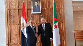 هذا ما بحثه عطاف مع نظيره المصري  