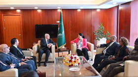 عطاف يناقش مع سلمى مليكة حدادي تطوير الحوكمة الادارية والمالية على مستوى الاتحاد الإفريقي