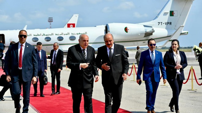 عطاف يزور تونس