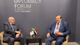 عطاف يلتقي عددا من نظرائه بتركيا (فيديو)