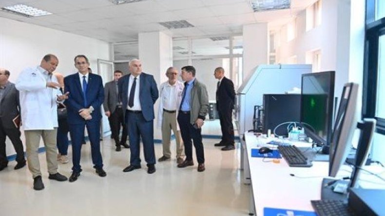 وزير التعليم العالي التونسي في زيارة إلى جامعة هواري بومدين للعلوم والتكنولوجيا