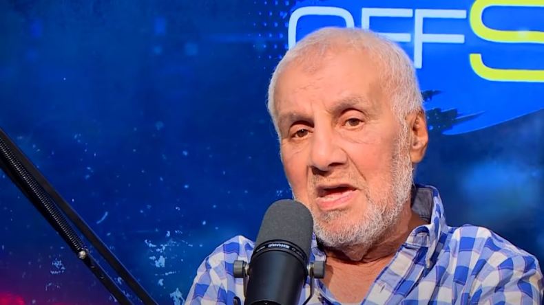 “هذه قصتي مع بيليه ولالماس.. وهذا سر تسميتي بالبرازيلي الصغير”