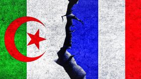 طرد عنصرين من الاستخبارات الفرنسية حاولا التسلل إلى الجزائر