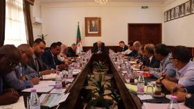 حملة الحصاد والدرس: تأكيد توفير الوسائل وتحويل العتاد إلى مناطق الإنتاج المكثف