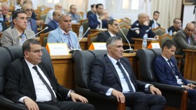 بلعريبي يطّلع على برنامج يضم أكثر من 26 ألف وحدة سكنية بخنشلة