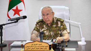 Saïd Chanegriha prononce un discours lors de l’exercice de terrain “Paix en Afrique du Nord 3”