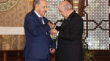 Le moudjahid Salah Goudjil décoré par le président Tebboune (VIDEO)