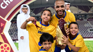 Après plusieurs années de disette, Brahimi remporte un titre au Qatar…la FAF le félicite