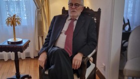 مستقبل العلاقات الجزائرية الفرنسية بوابته الاحترام ووقف الحملات العدائية