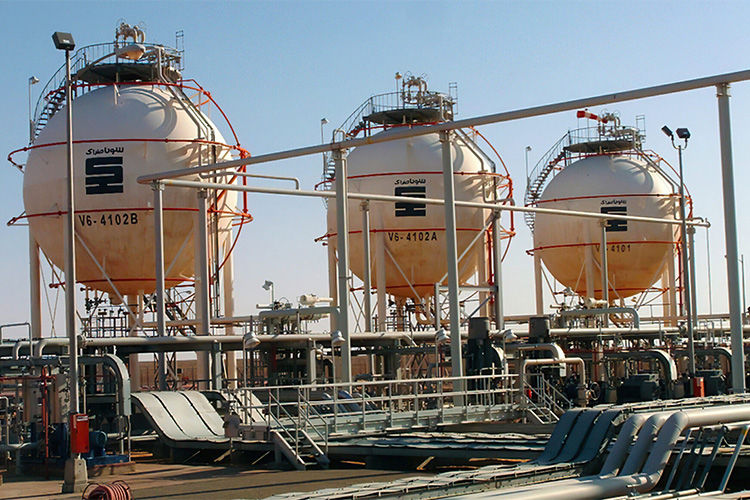 Algeria Bid Round Closes: International Oil and Gas Giants Await the Results
